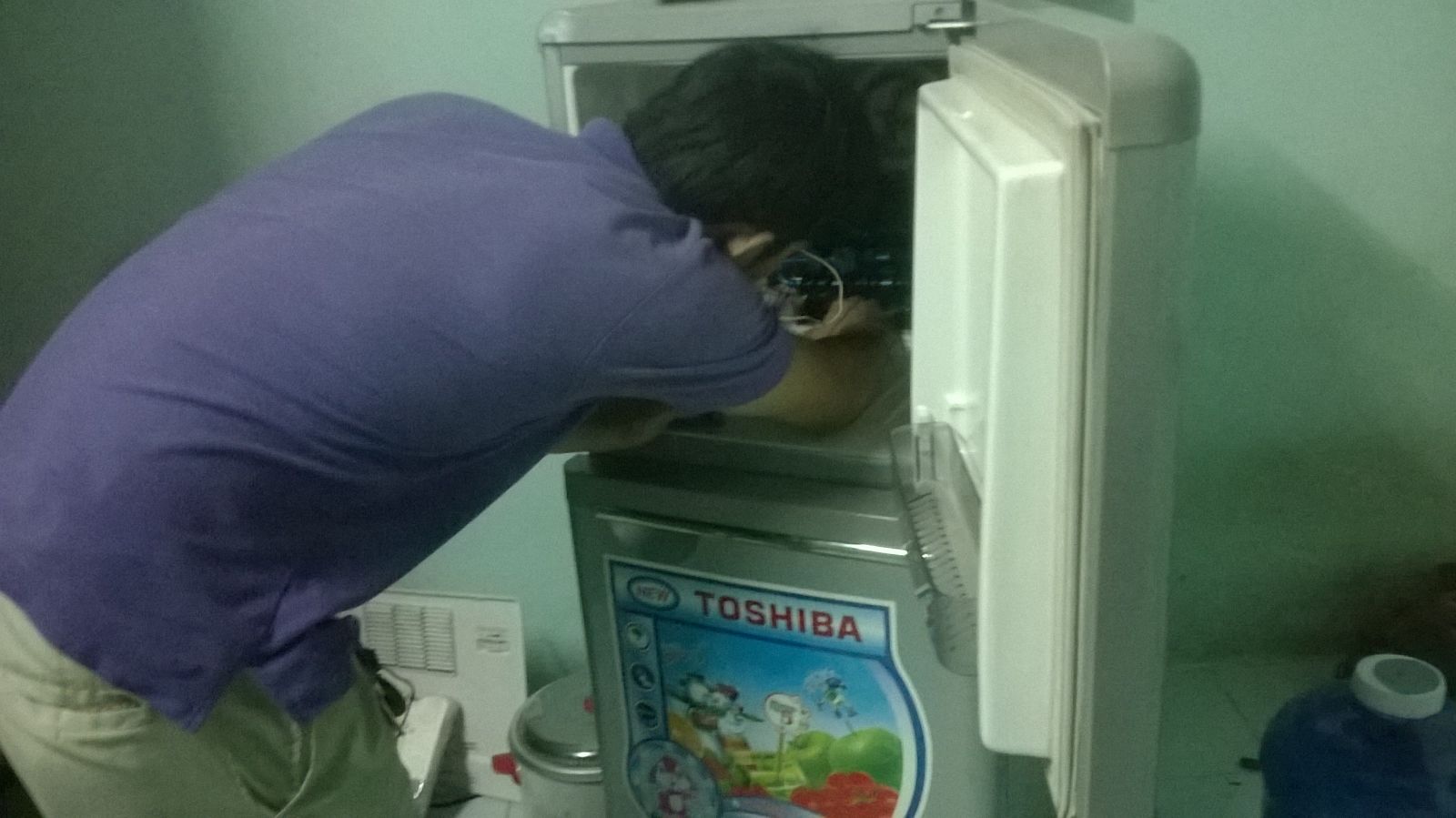 Dịch vụ sửa tủ lạnh uy tín, giá rẻ tại TPHCM - Điện lạnh Hùng Cường